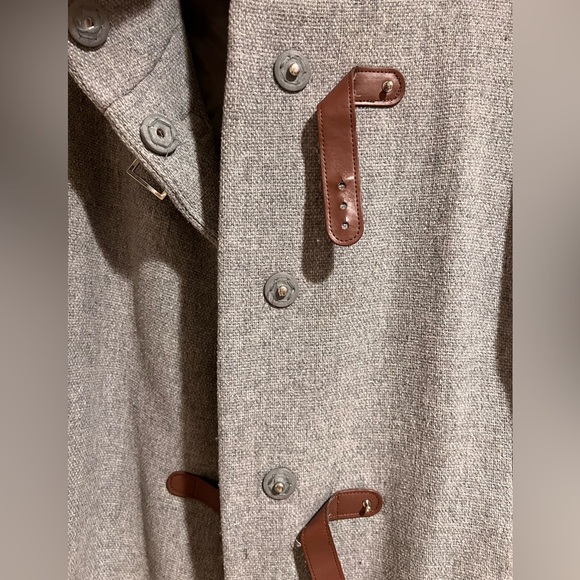 Ralph Lauren Wool Coat, Faux Leather Clasps, size 10 - Picture 8 of 9